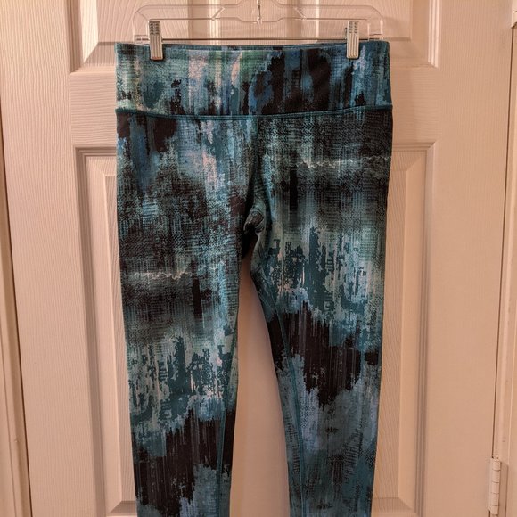 ALO Yoga Pants - ALO Yoga High Waist Printed Leggings